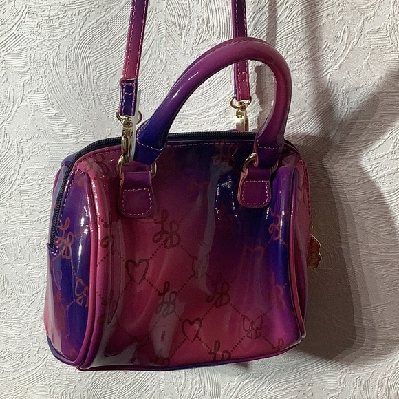 Betsey Johnson NEW - Mini barrel bag - ombre fuchsia - carry in hand or w/ strap - Picture 10 of 14